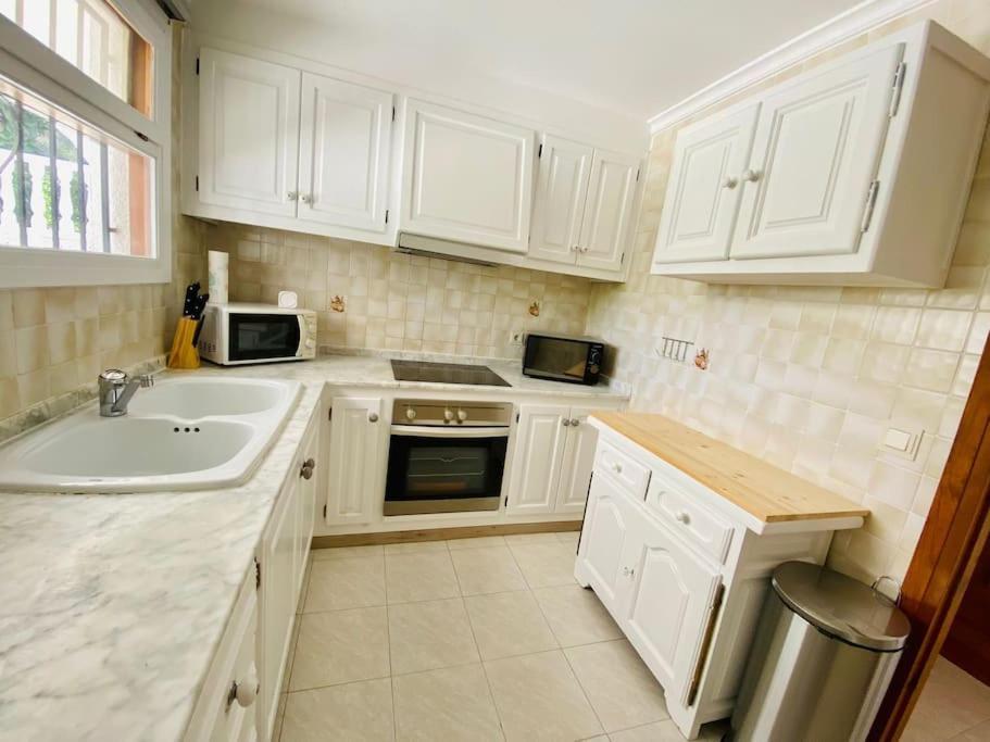 Villa With Private Pool And Close To The Beach Calpe Eksteriør bilde